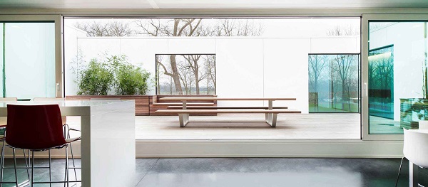 پنجره عایق دوجداره